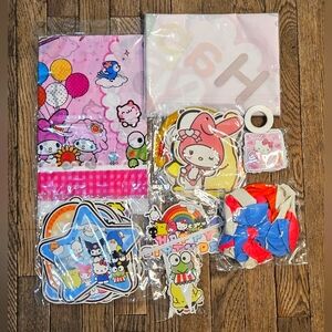 Hello Kitty And Sanrio Friends Party Supplies Set